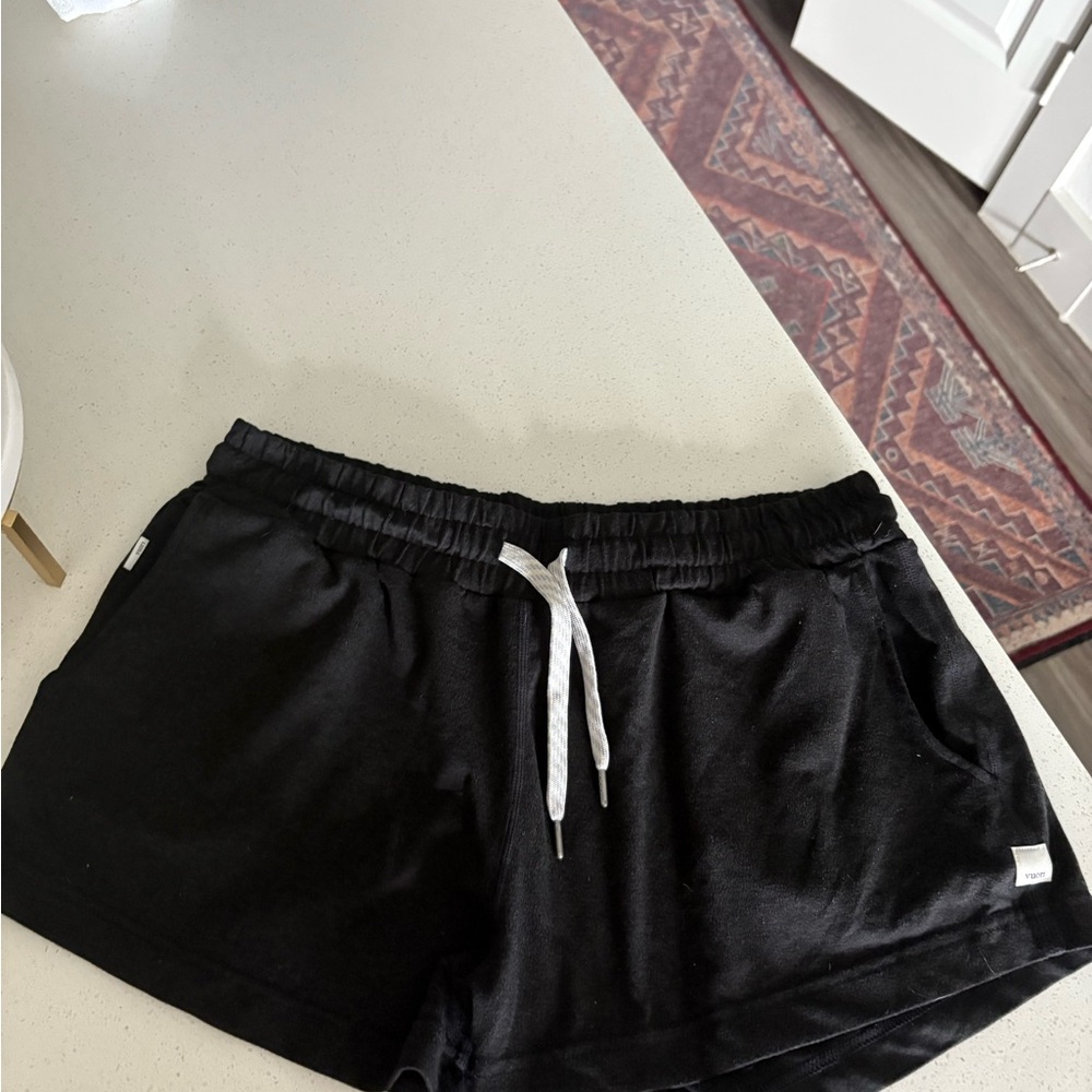 Vuori Black Athletic Shorts Lightweight Moisture-Wicking